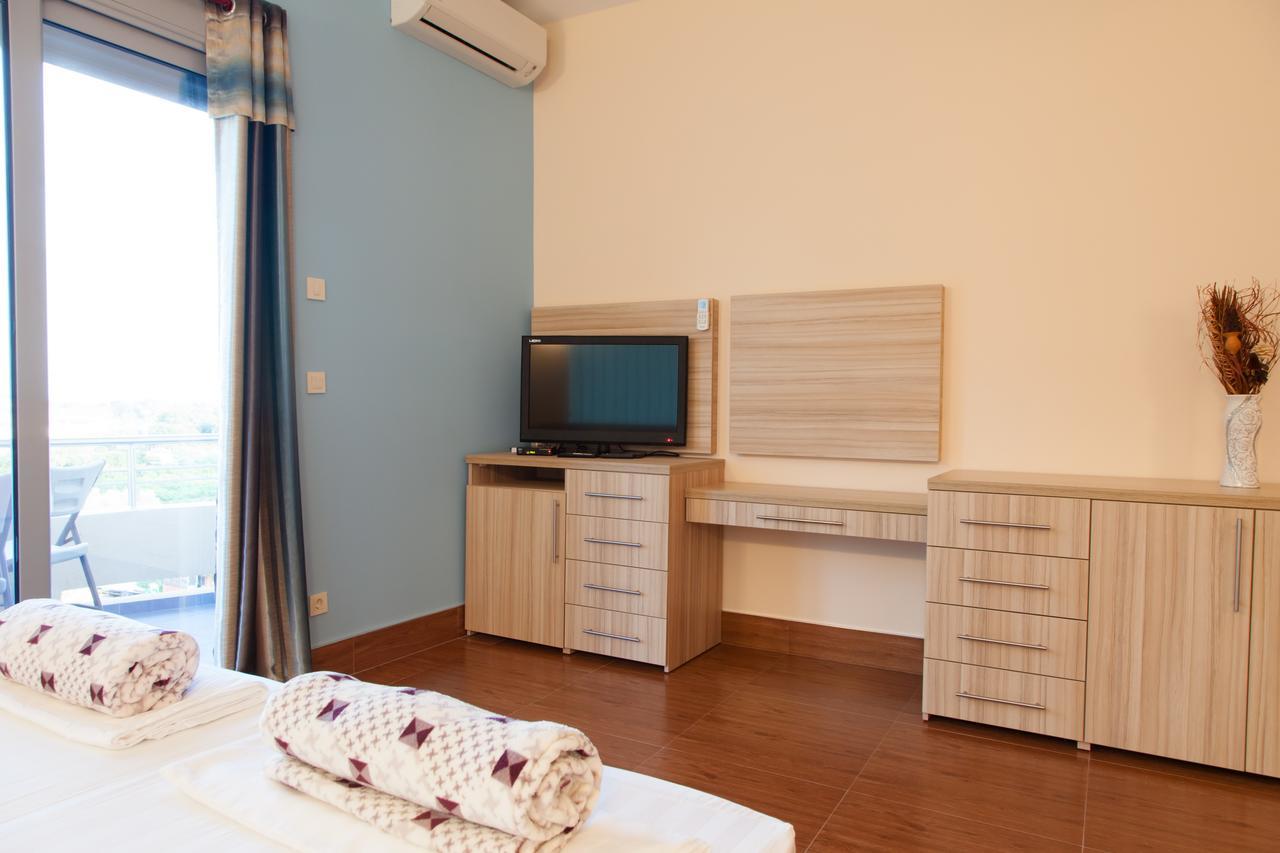 Hotel Blue Moon Ulcinj Exterior photo